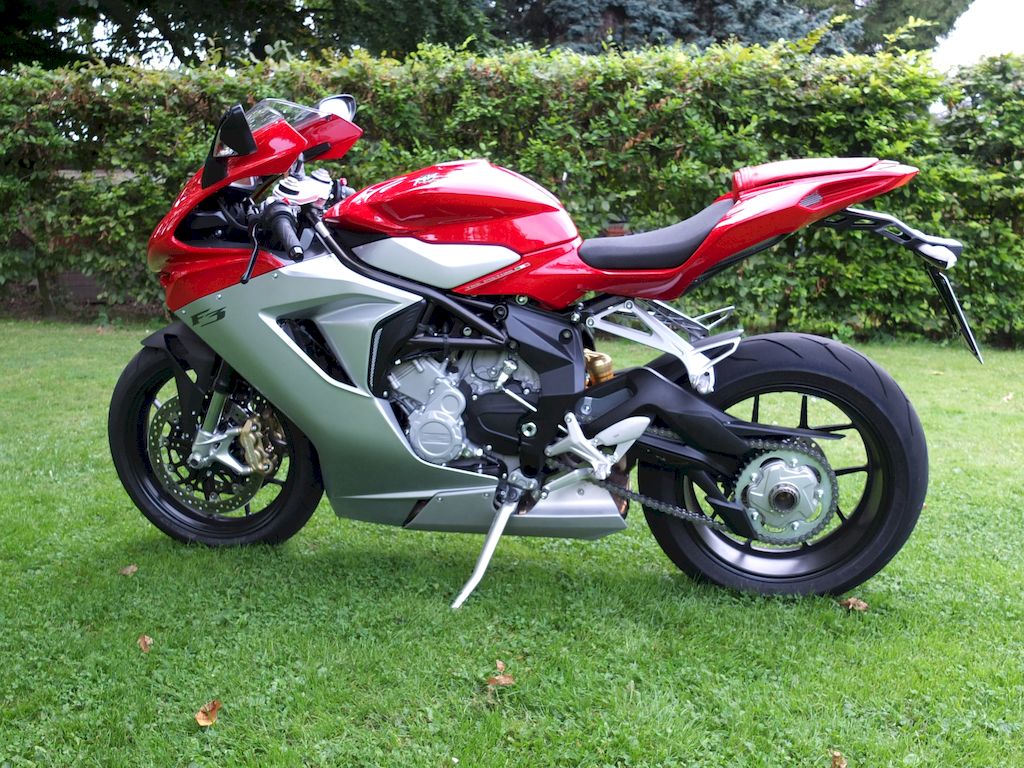 MV Agusta F3 675 – Heißes Eisen für echte Kerle und böse Mädchen