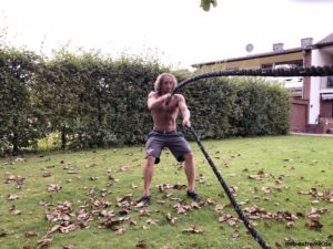 Battle-Rope-Training - Alternate Waves